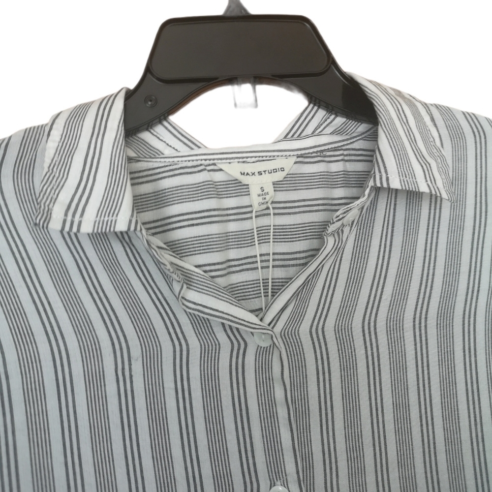 Max Studio Striped Flowy High-Low Long Button Up - Picture 4 of 9